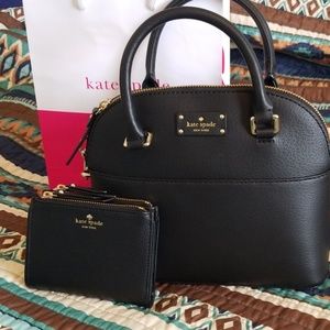 Kate Spade purse and wallet set